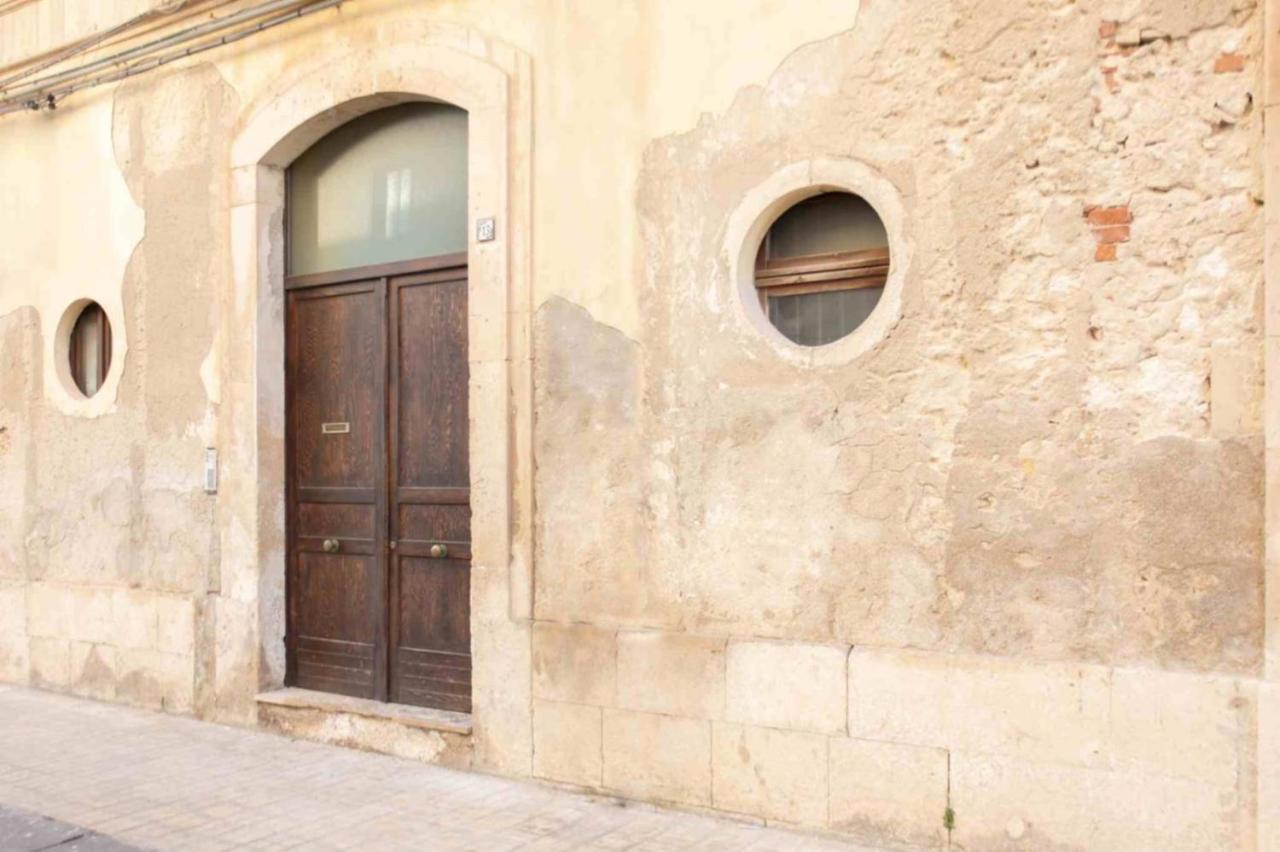 Ortigia Sunset Apartments - Xenia Sicily Villas Syracuse Buitenkant foto