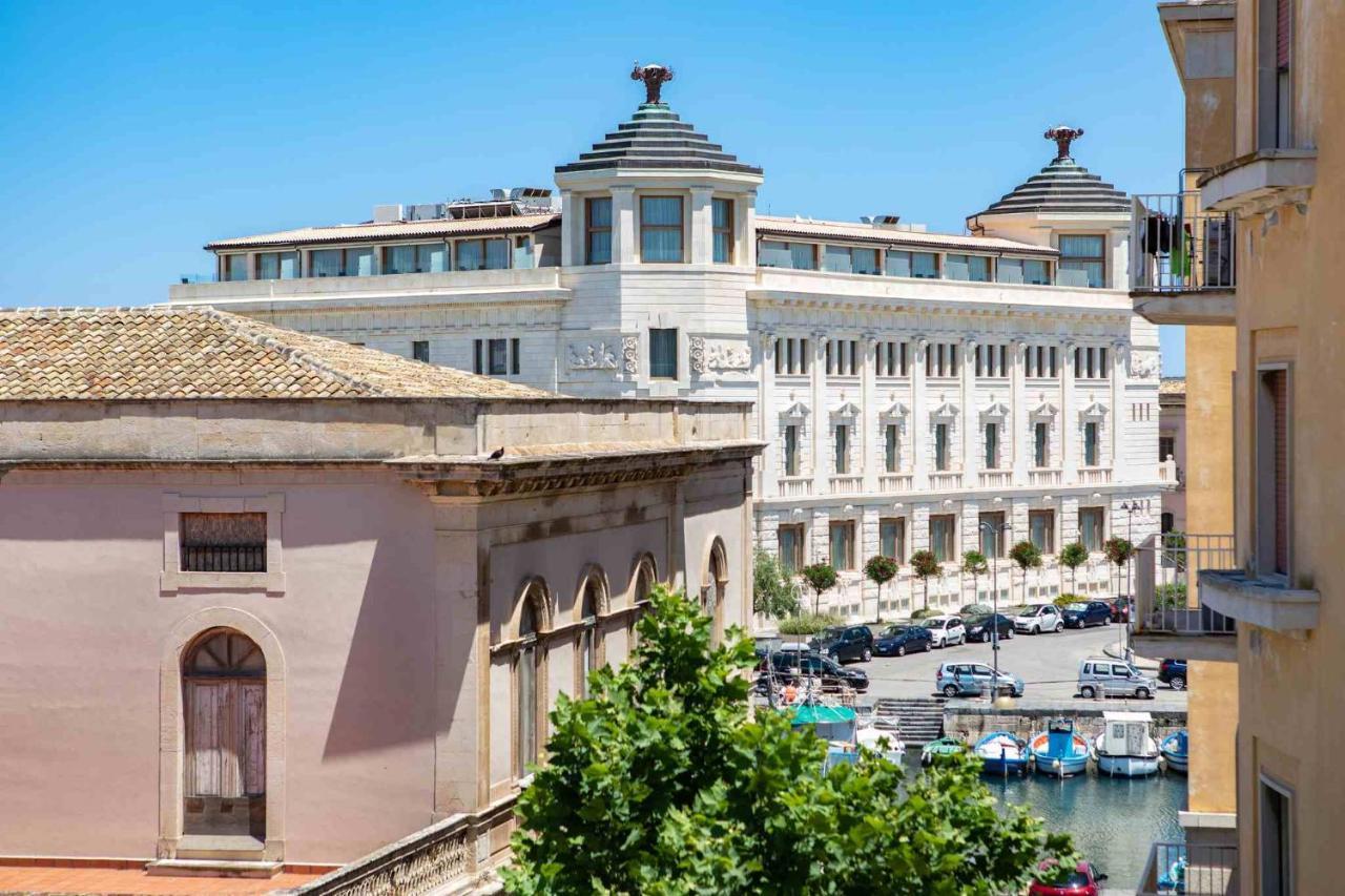 Ortigia Sunset Apartments - Xenia Sicily Villas Syracuse Buitenkant foto